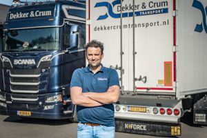 WhatsApp met Pieter van Dekker & Crum Transport